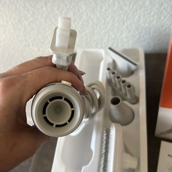 New Dog Dryer, 5 in 1 Portable Handheld Dog Blow Dryer w/ Smart Temp Adjustment - Picture 14 of 16